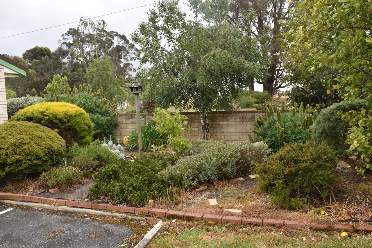Mount Barker Valley Views Motel & Chalets, Western Australia Exterior foto